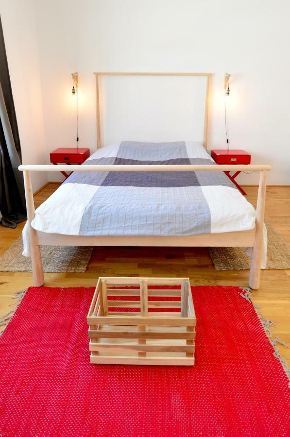 2 Bedrooms @ The U3 Subway Wien Exterior foto